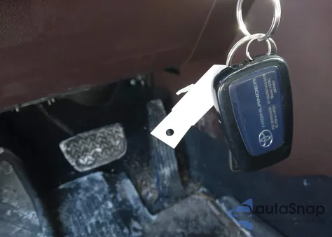 2021 Toyota Highlander Xle from USA, damaged, VIN 5TDGZRBHXMS119124